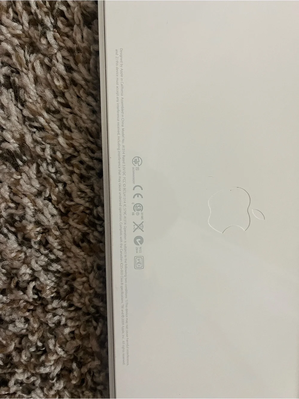 Apple Wireless Aluminum Keyboard - Silver White
